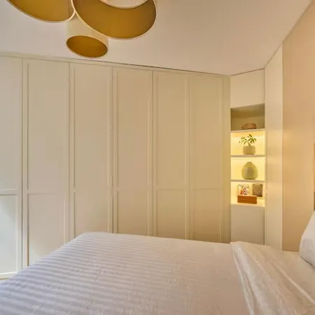 - Kitchen - Wifi - Air Conditioning - Center - Tram Apartment Nice