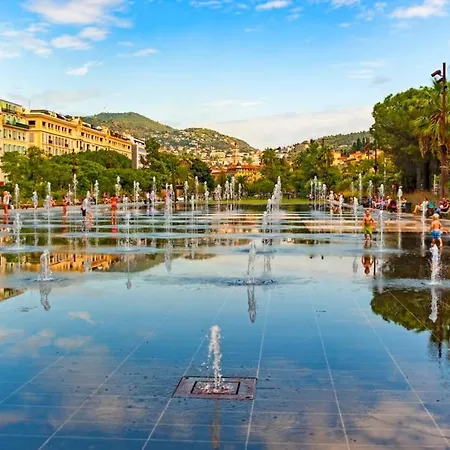 - Kitchen - Wifi - Air Conditioning - Center - Tram Nizza