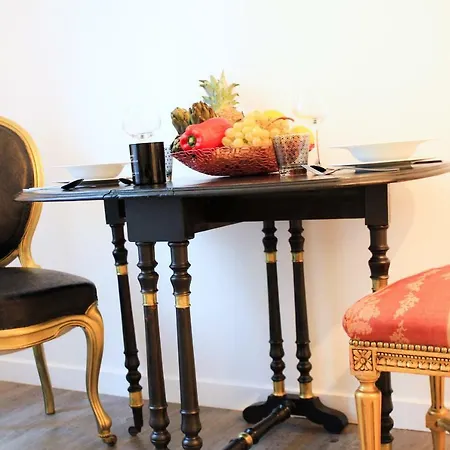 - Kitchen - Wifi - Air Conditioning - Center - Tram Apartment Nizza